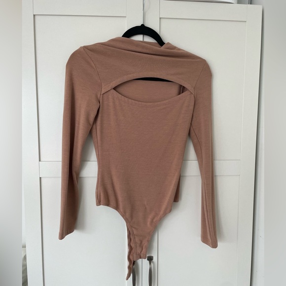 ASTR The label Bodysuit - Picture 2 of 3